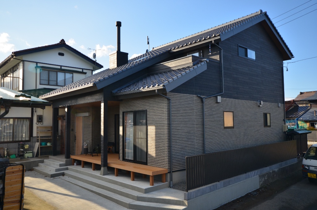 丸伊建築有限会社のスライドイメージ2枚目